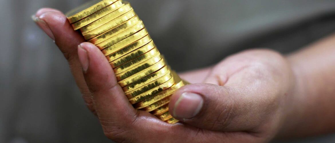 centran-banks-buying-gold-1170×500