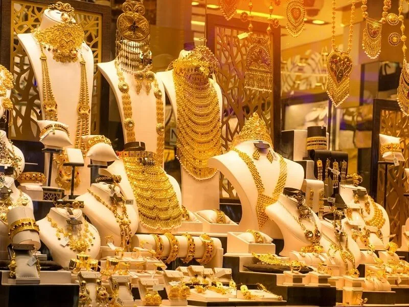 Dubai Gold Souk showcasing 22k and 24k gold jewelry pieces